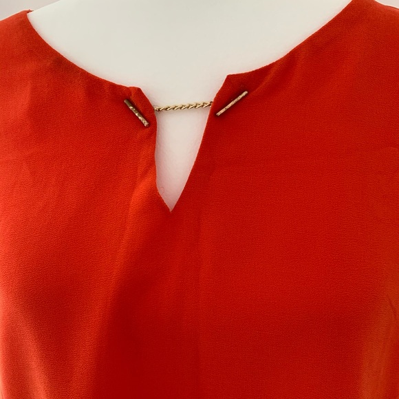 Women Top - Picture 3 of 3